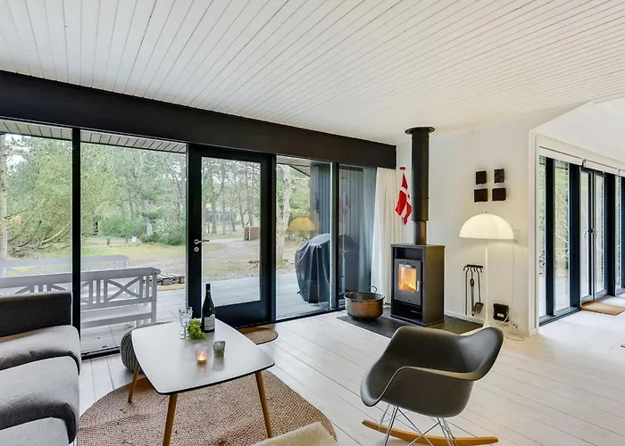 Ferienhaus Judyta - 1km From The Sea By Interhome *