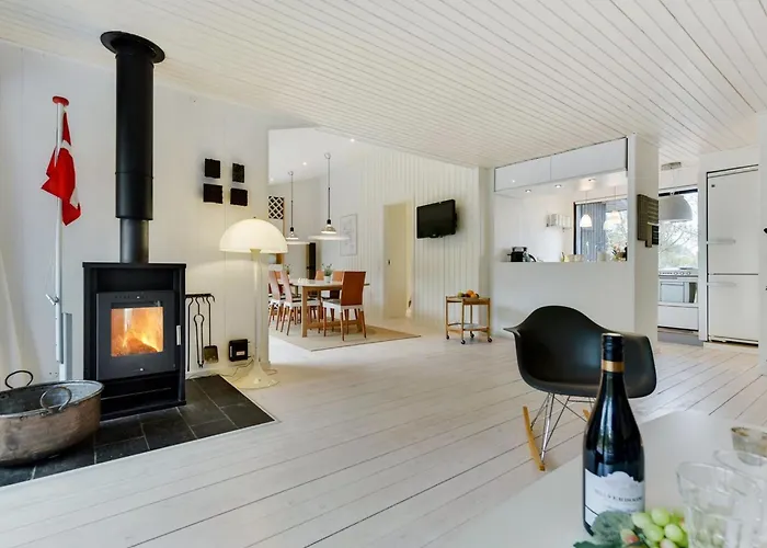 Judyta - 1km From The Sea By Interhome *